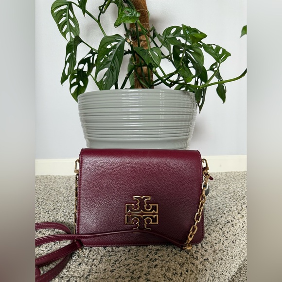 Tory Burch Handbags - Tory Burch Burgundy Crossbody Bag